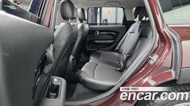 MINI Cooper D Clubman Standard 2nd 2017 — фото 12