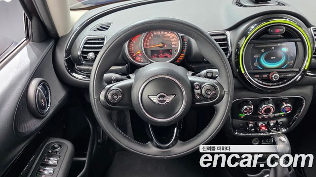 MINI Cooper D Clubman Standard 2nd 2017 — фото 13