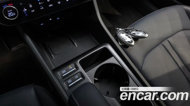 Hyundai Sonata The Edge (DN8) 1.6 Turbo Exclusive 2024 — фото 18