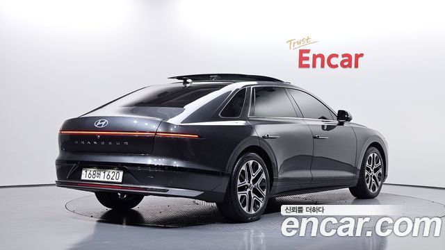 Hyundai Grandeur (GN7) 2,5 Gasoline 2WD Premium 2023 — фото 2