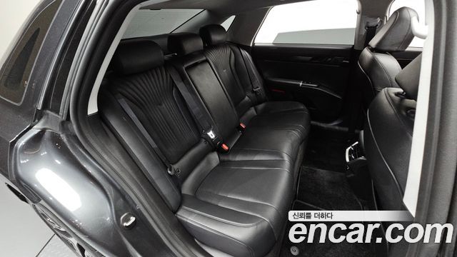 Hyundai Grandeur (GN7) 2,5 Gasoline 2WD Premium 2023 — фото 11