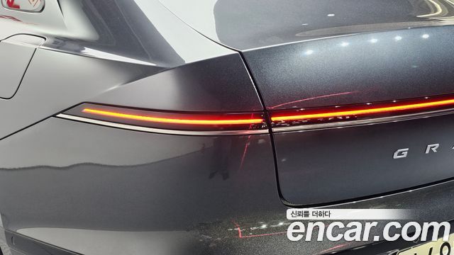 Hyundai Grandeur (GN7) 2,5 Gasoline 2WD Premium 2023 — фото 23