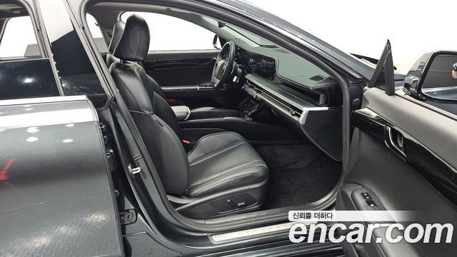 Hyundai Grandeur (GN7) 2,5 Gasoline 2WD Premium 2023 — фото 26