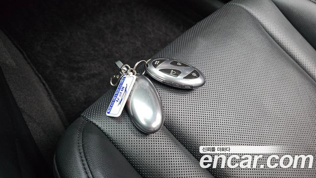 Hyundai Grandeur (GN7) 2,5 Gasoline 2WD Premium 2023 — фото 34