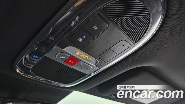 Hyundai Ioniq 6 Long Range Exclusive + 2023 — фото 14