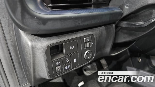 Hyundai Ioniq 6 Long Range Exclusive + 2023 — фото 18
