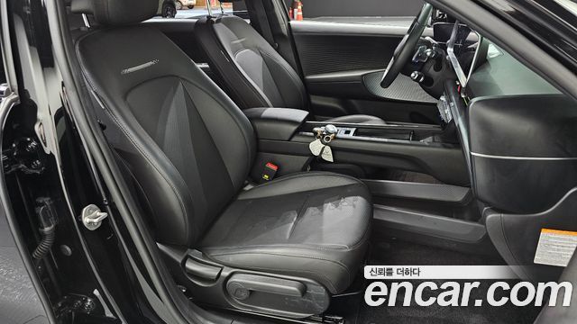 Hyundai Ioniq 6 Long Range Exclusive + 2023 — фото 26
