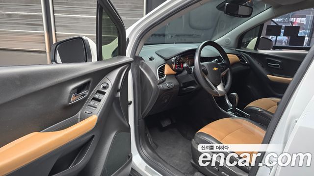 Chevrolet Trax 1.4 Premier 2018 — фото 10
