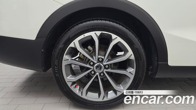 KG Mobility (SsangYong) Tivoli Air Diesel IX 4WD 2017 — фото 5