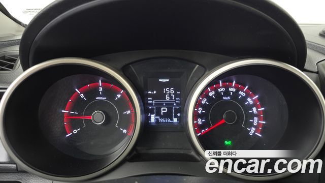 KG Mobility (SsangYong) Tivoli Air Diesel IX 4WD 2017 — фото 8