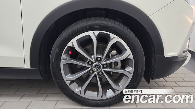 KG Mobility (SsangYong) Tivoli Air Diesel IX 4WD 2017 — фото 21