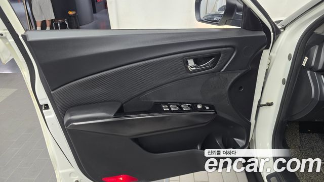 KG Mobility (SsangYong) Tivoli Air Diesel IX 4WD 2017 — фото 24