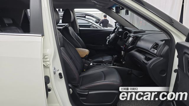 KG Mobility (SsangYong) Tivoli Air Diesel IX 4WD 2017 — фото 26