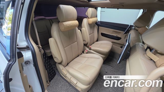 Kia Carnival 7-Seater Limousine President 2020 — фото 18