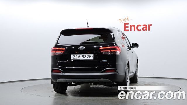 Kia Sorento Diesel 2.0 2WD Prestige 2015 — фото 4