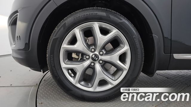 Kia Sorento Diesel 2.0 2WD Prestige 2015 — фото 5