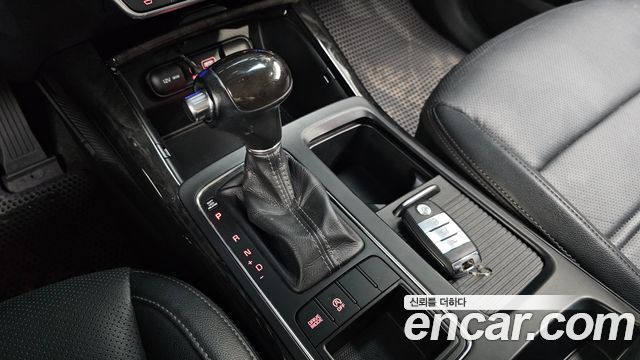 Kia Sorento Diesel 2.0 2WD Prestige 2015 — фото 9