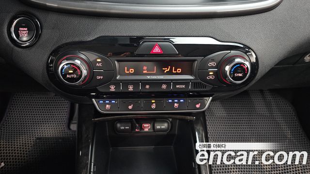 Kia Sorento Diesel 2.0 2WD Prestige 2015 — фото 16