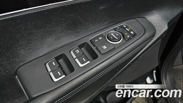 Kia Sorento Diesel 2.0 2WD Prestige 2015 — фото 19