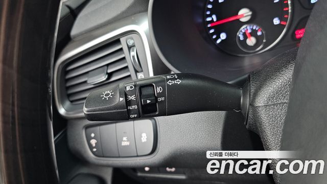 Kia Sorento Diesel 2.0 2WD Prestige 2015 — фото 20