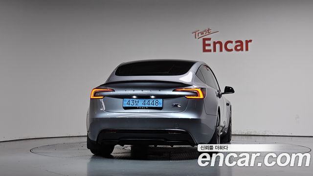 Tesla Model 3 Performance AWD 2026 — фото 4