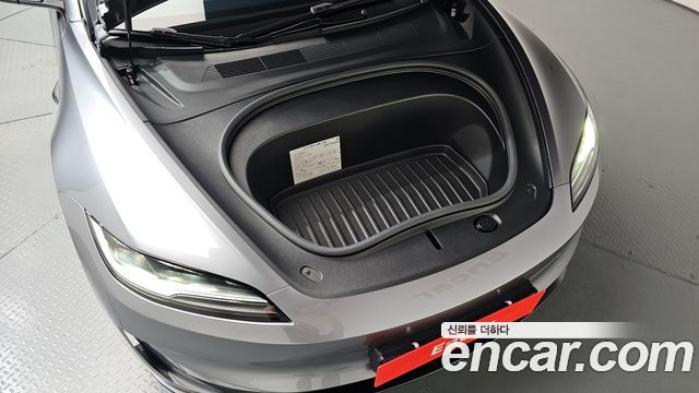 Tesla Model 3 Performance AWD 2026 — фото 6