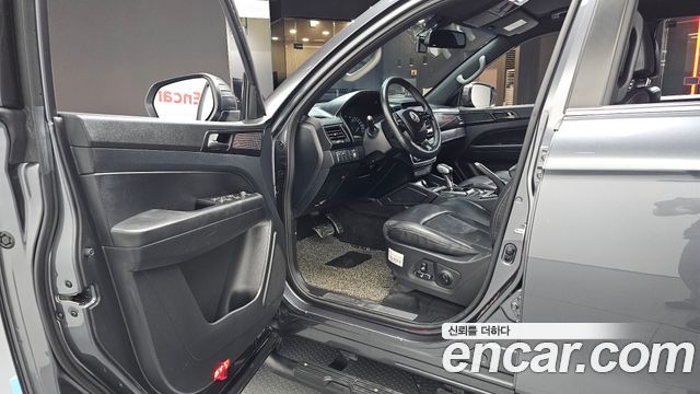 KG Mobility (SsangYong) Rexton Sports Khan Diesel 2.2 4WD Dynamic Edition (5-Link) 2021 — фото 10
