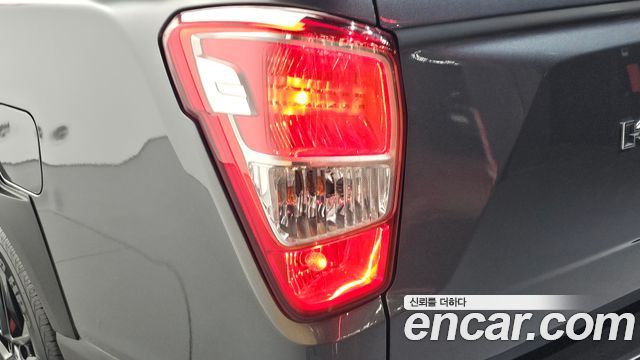 KG Mobility (SsangYong) Rexton Sports Khan Diesel 2.2 4WD Dynamic Edition (5-Link) 2021 — фото 23