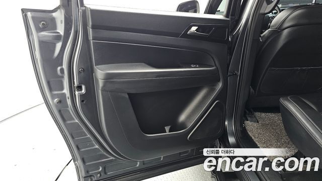 KG Mobility (SsangYong) Rexton Sports Khan Diesel 2.2 4WD Dynamic Edition (5-Link) 2021 — фото 25
