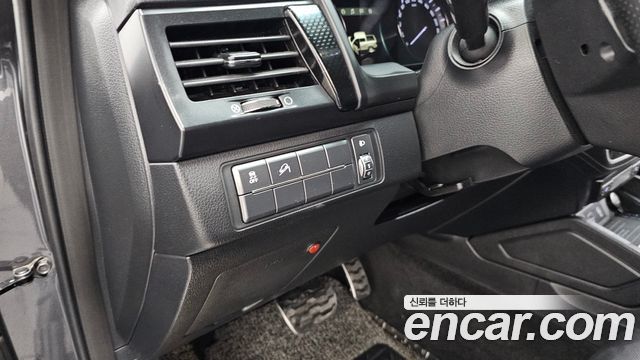 KG Mobility (SsangYong) Rexton Sports Khan Diesel 2.2 4WD Dynamic Edition (5-Link) 2021 — фото 27