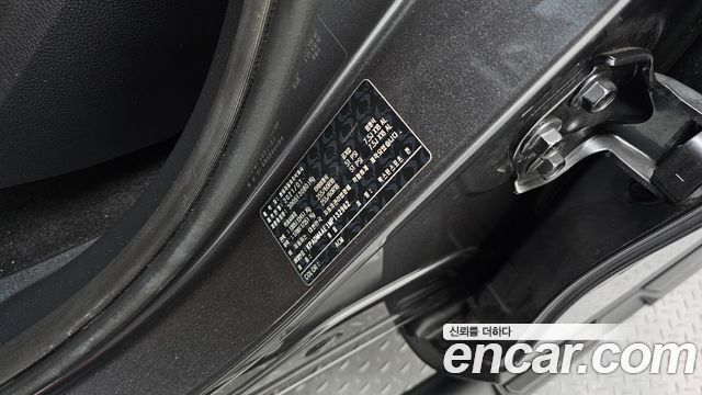 KG Mobility (SsangYong) Rexton Sports Khan Diesel 2.2 4WD Dynamic Edition (5-Link) 2021 — фото 32