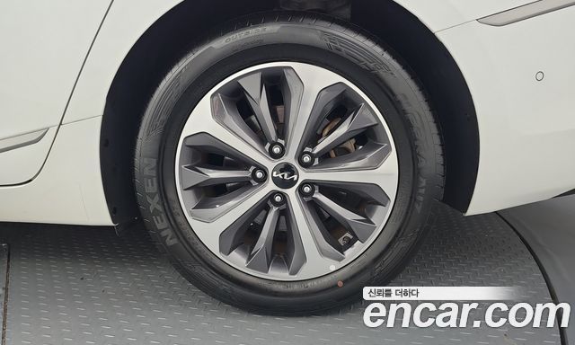 Kia K8 Hybrid Noblesse 2023 — фото 21