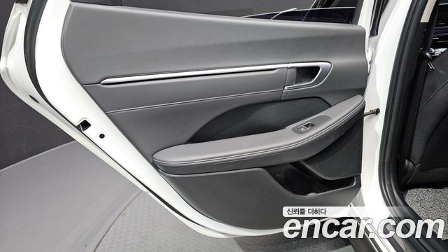 Hyundai Sonata (DN8) 2.0 LPG(rental car) Smart 2022 — фото 25