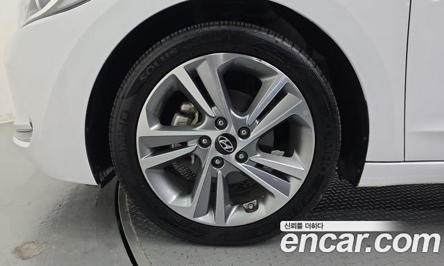 Hyundai Avante (AD) 1.6 GDI Value Plus 2018 — фото 5