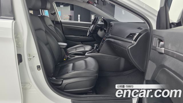 Hyundai Avante (AD) 1.6 GDI Value Plus 2018 — фото 11