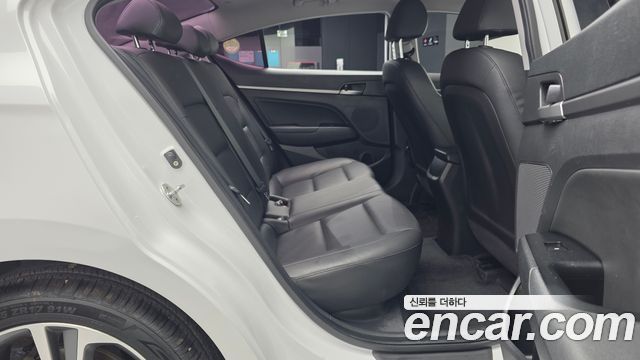 Hyundai Avante (AD) 1.6 GDI Value Plus 2018 — фото 12