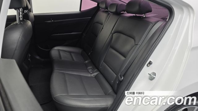 Hyundai Avante (AD) 1.6 GDI Value Plus 2018 — фото 26