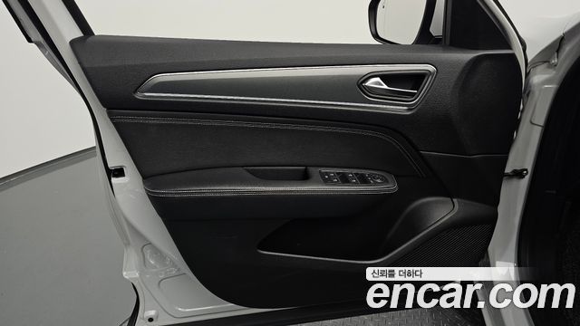 Renault Korea XM3 1.3 TCe RE Signature 2020 — фото 24