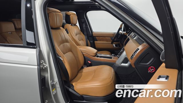 Land Rover Range Rover (IV) 4.4 SDV8 AB LWB DIESEL 2019 — фото 12