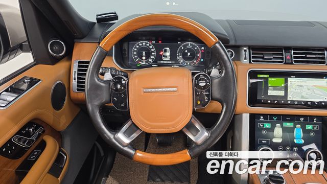 Land Rover Range Rover (IV) 4.4 SDV8 AB LWB DIESEL 2019 — фото 13