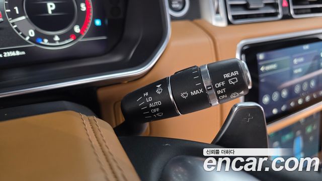 Land Rover Range Rover (IV) 4.4 SDV8 AB LWB DIESEL 2019 — фото 16