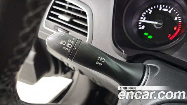 Renault Korea SM6 2.0 GDe SE 2019 — фото 30