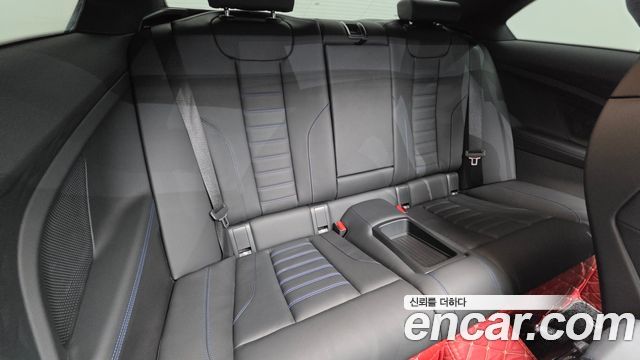 BMW 2 Series (G42) M240i xDrive Coupe 2023 — фото 11