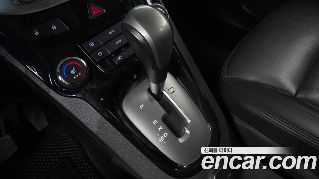 Chevrolet Orlando 2.0 Diesel LTZ Premium 2014 — фото 9