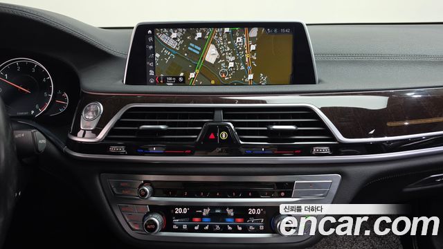 BMW 7 Series (G11) 730d xDrive 2016 — фото 12