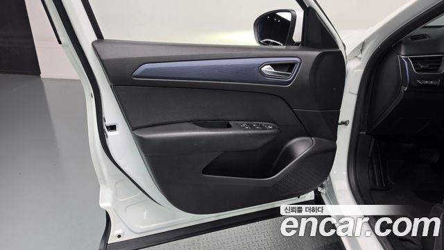 Renault Korea XM3 1.6 GTe LE 2023 — фото 24