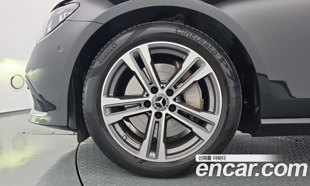 Mercedes-Benz E-Class (W213) E350 4MATIC Avantgarde 2022 — фото 5