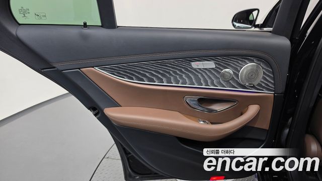 Mercedes-Benz E-Class (W213) E350 4MATIC Avantgarde 2022 — фото 25