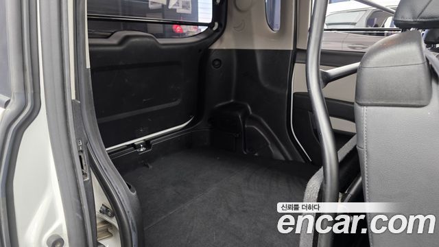 Kia Ray Van 2-Seater Prestige 2023 — фото 11