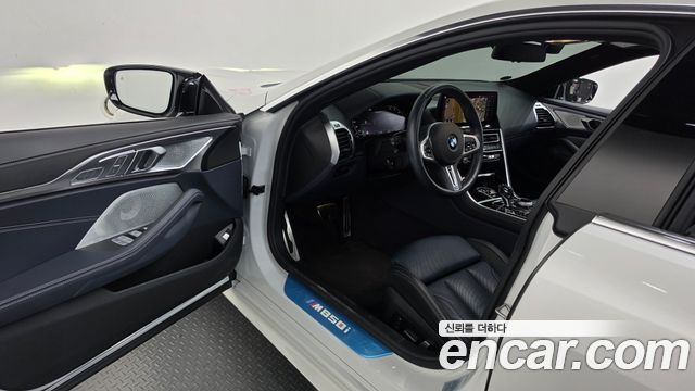 BMW 8 Series (G15) M850i xDrive Gran Coupe 2024 — фото 10